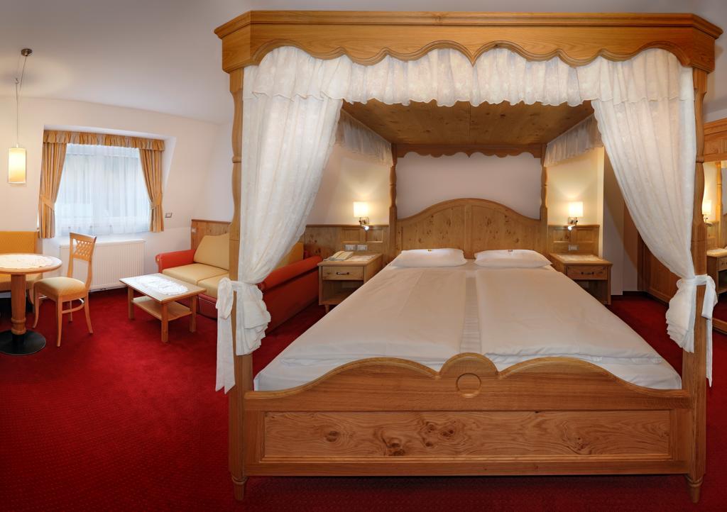 Hotel Ingram Selva di Val Gardena Rom bilde